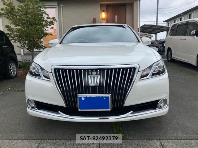 Toyota CROWN MAJESTA 2015-07 7722157-1