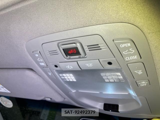 Toyota CROWN MAJESTA 2015-07 7722157-22