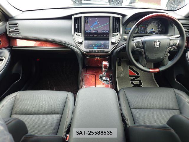 Toyota CROWN MAJESTA 2015-05 7722155-8