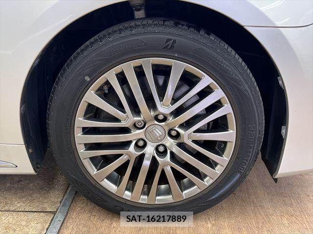 Toyota CROWN MAJESTA 2015-08 7722154-12