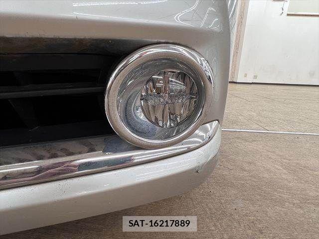 Toyota CROWN MAJESTA 2015-08 7722154-21