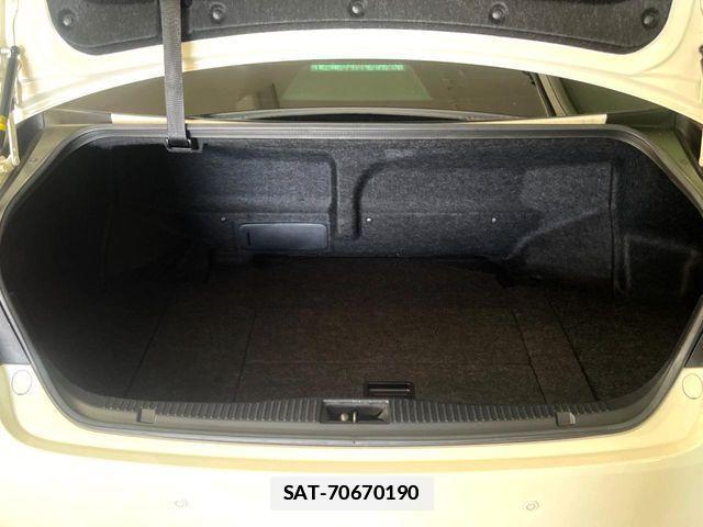 Toyota CROWN MAJESTA 2013-09 7783782-10