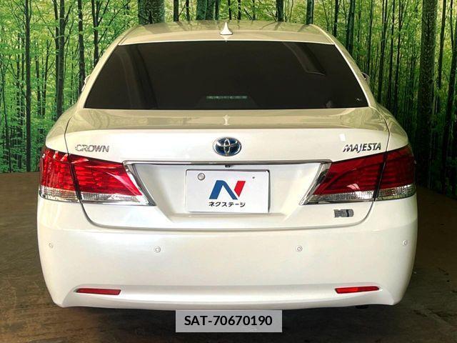 Toyota CROWN MAJESTA 2013-09 7783782-15