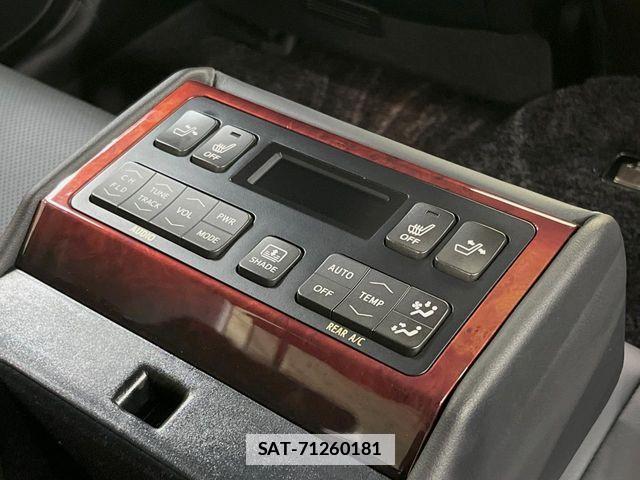 Toyota CROWN MAJESTA 2014-02 7902446-5