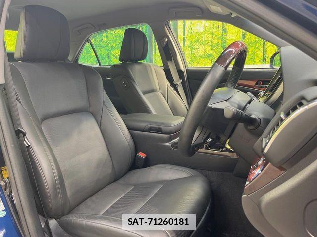 Toyota CROWN MAJESTA 2014-02 7902446-8