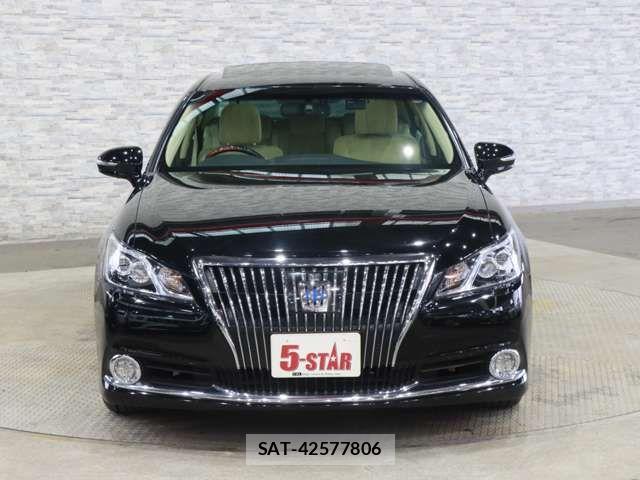 Toyota CROWN MAJESTA 2016-05 7961028-10