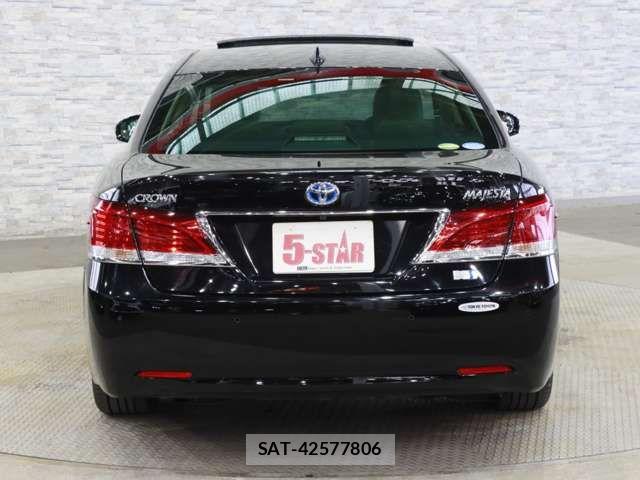Toyota CROWN MAJESTA 2016-05 7961028-13