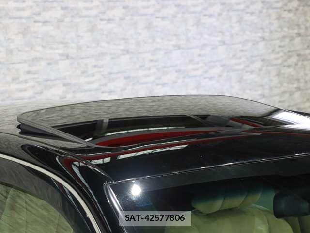 Toyota CROWN MAJESTA 2016-05 7961028-6