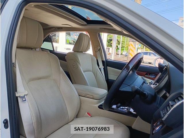 Toyota CROWN MAJESTA 2013-09 8035001-5