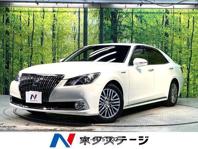 Toyota CROWN MAJESTA 2016-06 8098637-0