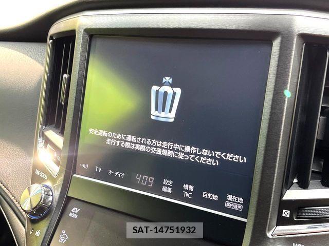Toyota CROWN MAJESTA 2016-06 8098637-2