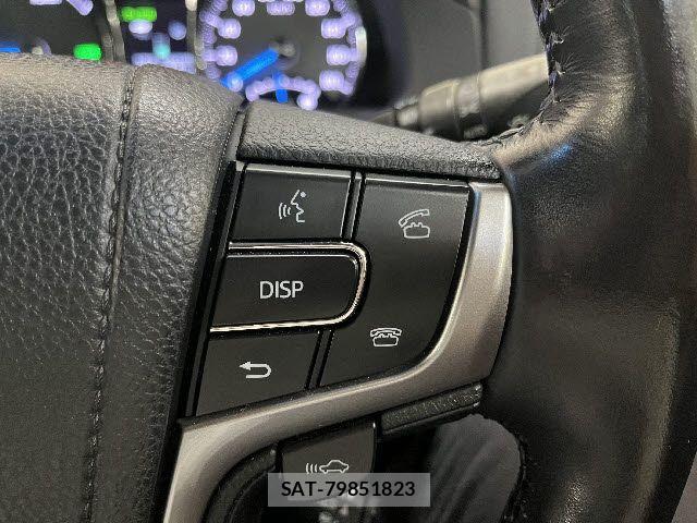 Toyota CROWN MAJESTA 2015-07 8098635-17