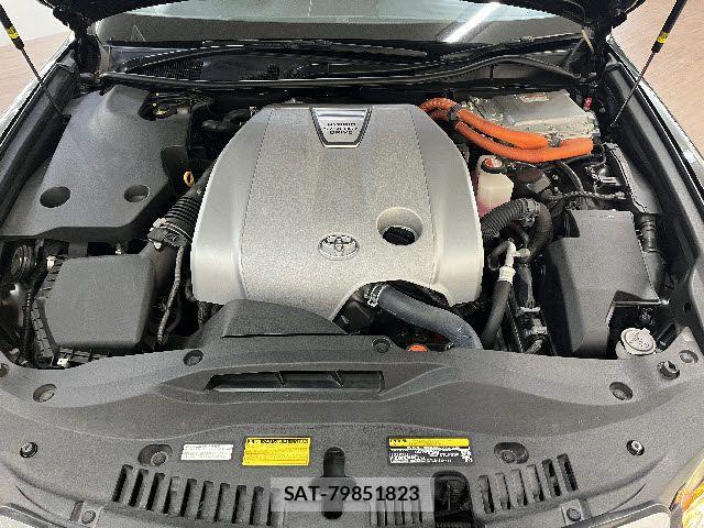 Toyota CROWN MAJESTA 2015-07 8098635-27
