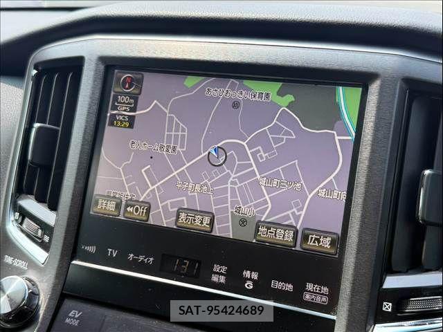 Toyota CROWN MAJESTA 2014-03 8207006-12