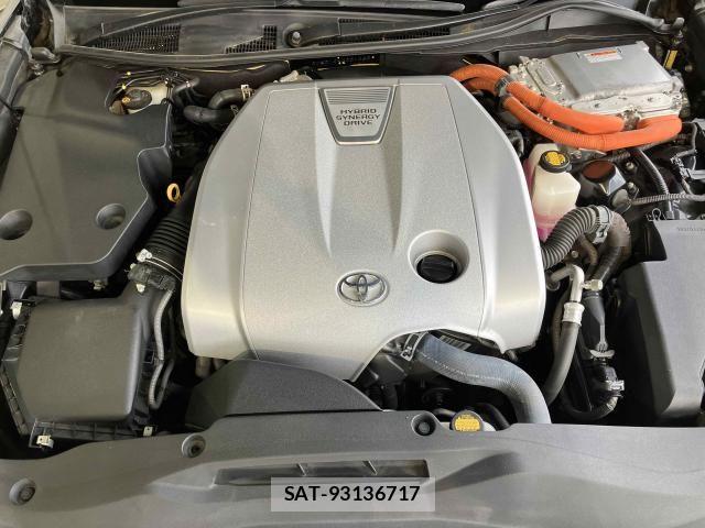 Toyota CROWN MAJESTA 2013-10 8335332-22