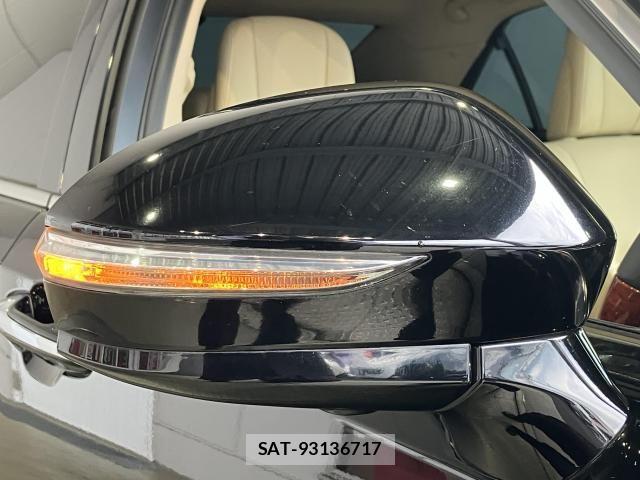 Toyota CROWN MAJESTA 2013-10 8335332-4