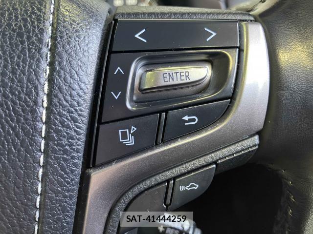 Toyota CROWN MAJESTA 2016-03 8335331-15