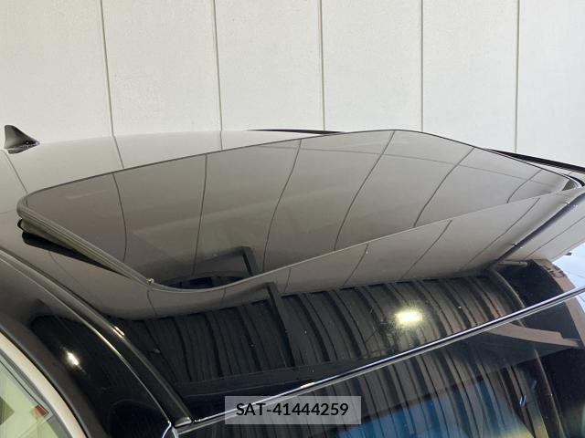 Toyota CROWN MAJESTA 2016-03 8335331-5