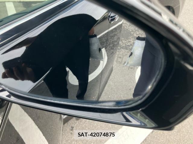Toyota CROWN MAJESTA 2014-01 8371542-22