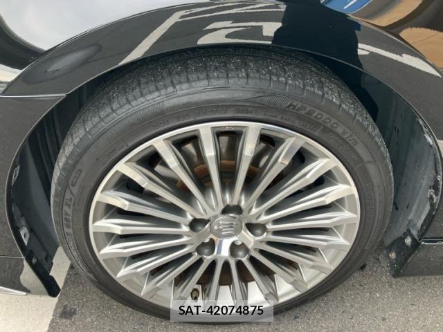 Toyota CROWN MAJESTA 2014-01 8371542-8