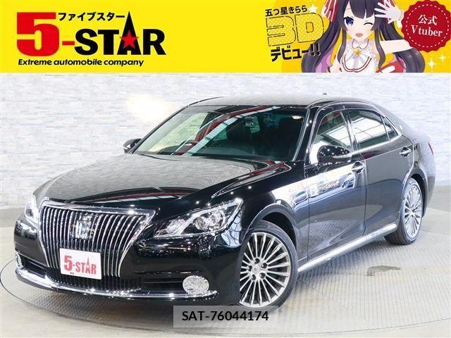 Toyota CROWN MAJESTA 2018-07 8561530-0