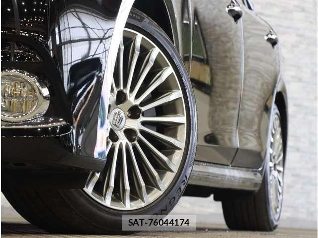 Toyota CROWN MAJESTA 2018-07 8561530-18