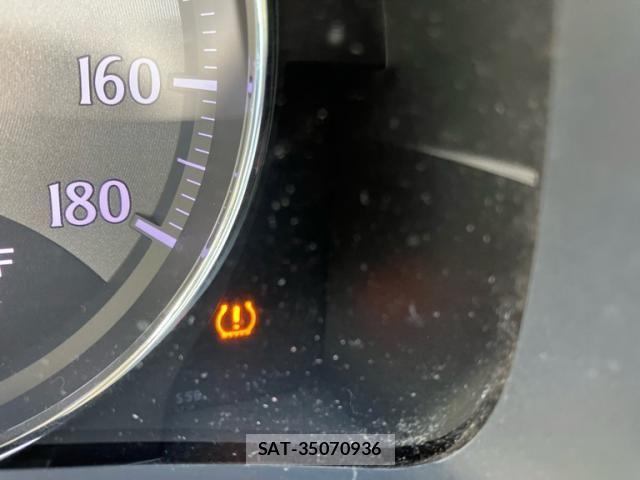Toyota CROWN MAJESTA 2014-05 8626265-14