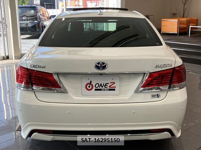 Toyota CROWN MAJESTA 2015-06 8658537-13