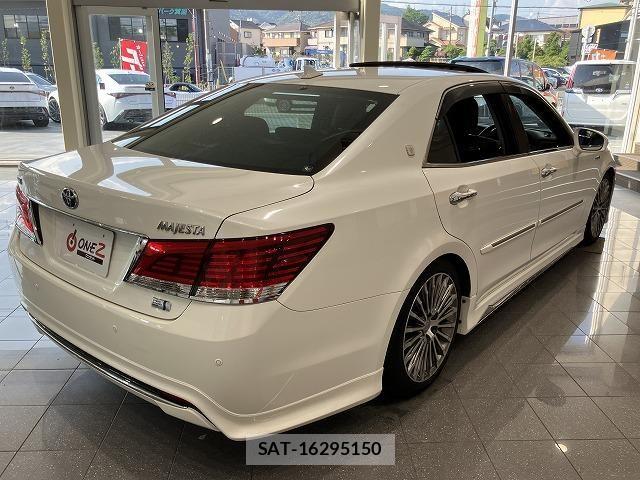 Toyota CROWN MAJESTA 2015-06 8658537-2