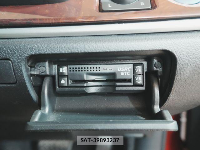 Toyota CROWN MAJESTA 2015-04 8658540-20
