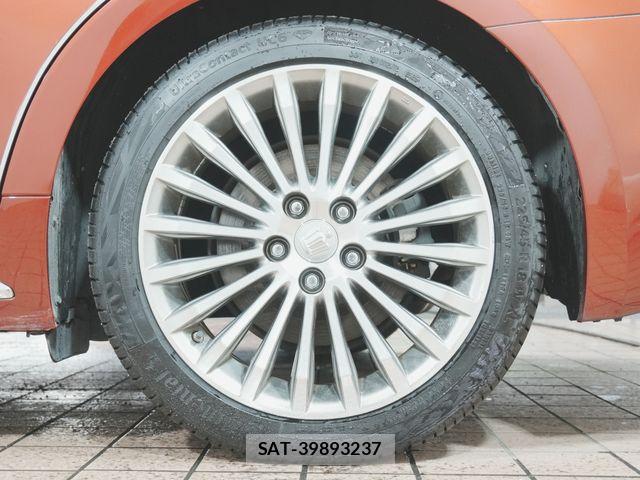 Toyota CROWN MAJESTA 2015-04 8658540-29
