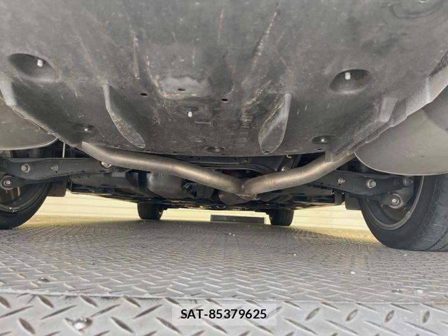 Toyota CROWN MAJESTA 2017-03 8741324-18