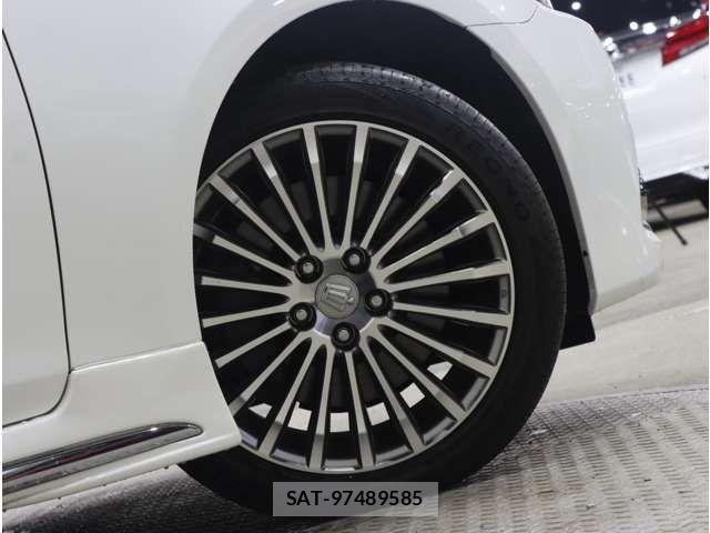 Toyota CROWN MAJESTA 2017-01 8779841-18