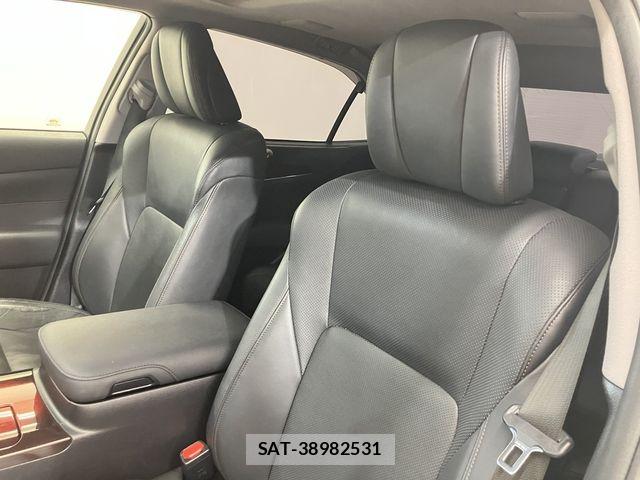 Toyota CROWN MAJESTA 2013-10 8795592-23