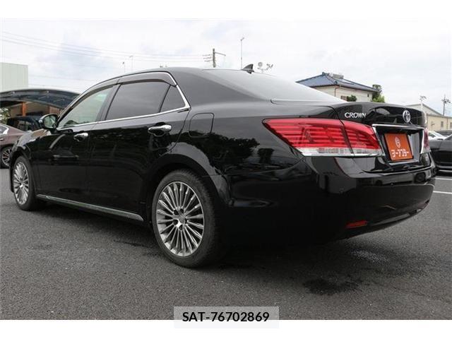 Toyota CROWN MAJESTA 2014-04 8795593-22