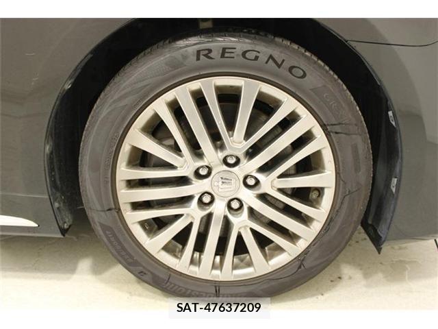 Toyota CROWN MAJESTA 2014-02 8795595-21