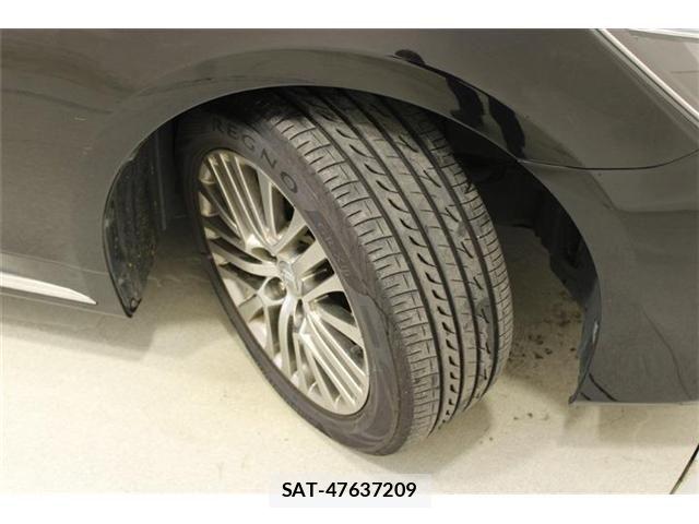 Toyota CROWN MAJESTA 2014-02 8795595-27