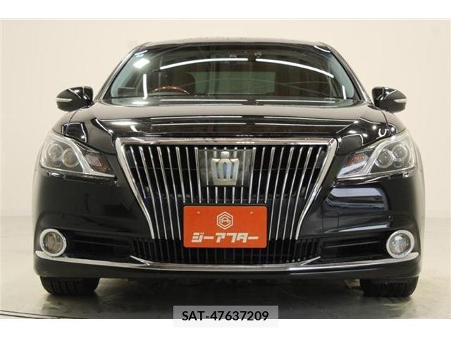 Toyota CROWN MAJESTA 2014-02 8795595-6