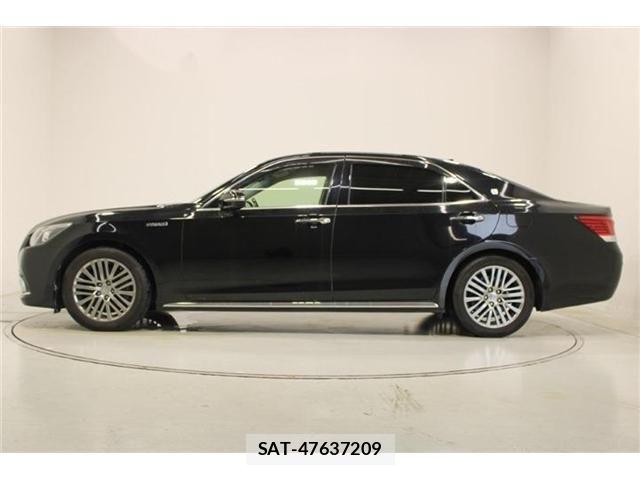 Toyota CROWN MAJESTA 2014-02 8795595-8