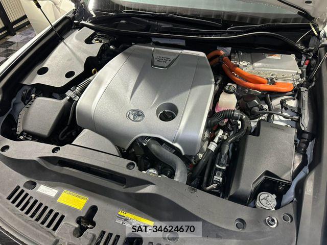 Toyota CROWN MAJESTA 2013-12 8795594-16