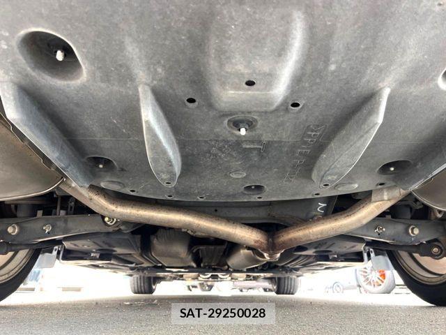 Toyota CROWN MAJESTA 2013-10 8828369-19