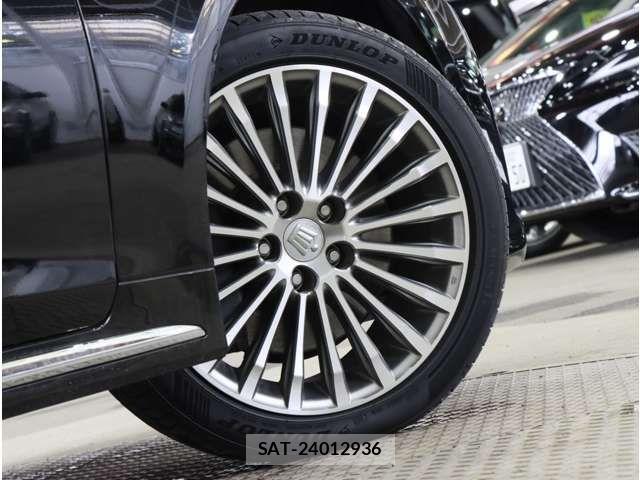 Toyota CROWN MAJESTA 2013-11 8879218-15