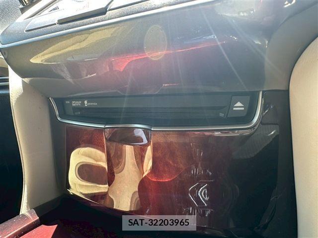 Toyota CROWN MAJESTA 2015-03 1136956-27