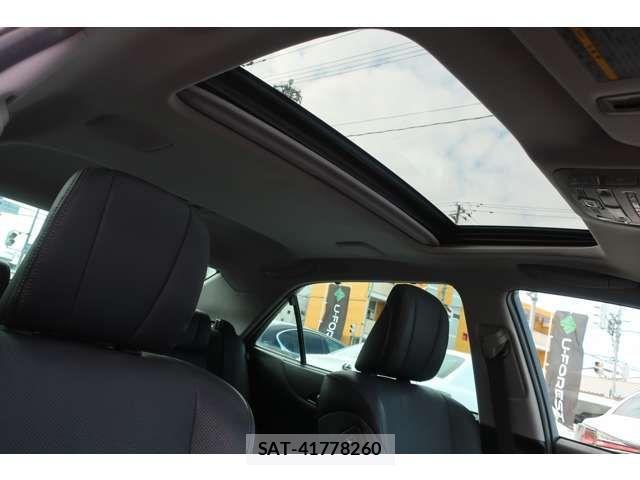 Toyota CROWN MAJESTA 2016-02 3356344-2