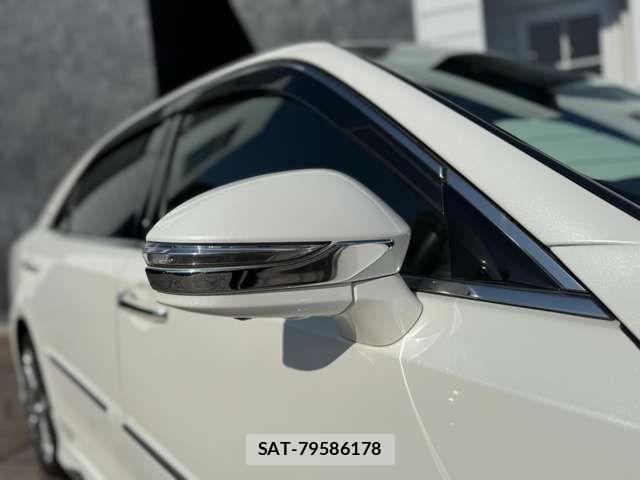 Toyota CROWN MAJESTA 2014-12 3766851-10