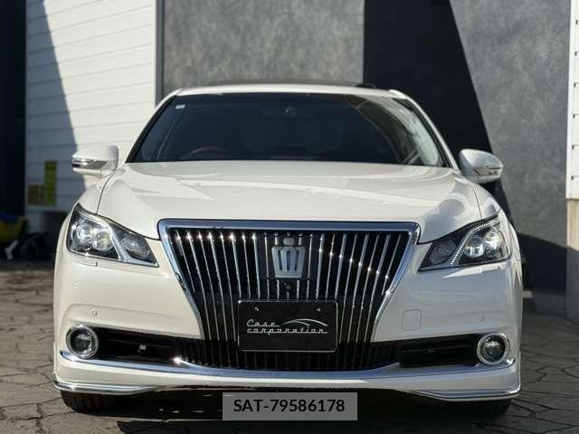 Toyota CROWN MAJESTA 2014-12 3766851-7