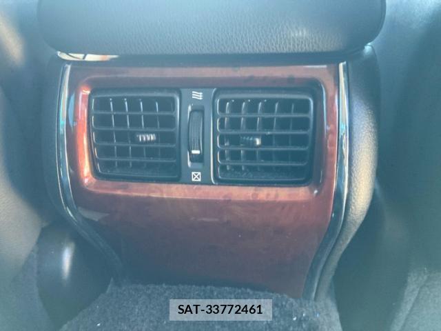 Toyota CROWN MAJESTA 2017-07 7508412-12