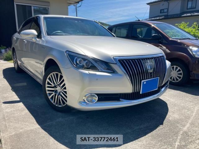Toyota CROWN MAJESTA 2017-07 7508412-1