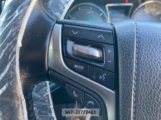Toyota CROWN MAJESTA 2017-07 7508412-23