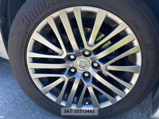 Toyota CROWN MAJESTA 2017-07 7508412-7
